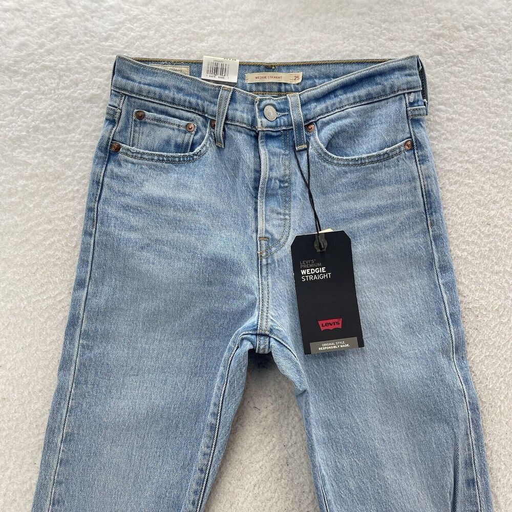 Levi’s Wedgie Jeans Women's 25x28 Blue Straight High Rise Preppy American Denim - Picture 2 of 14